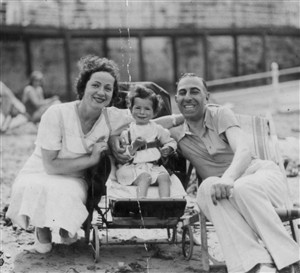 Photo:My mother Ruth Sylvester and her parents, Eva and David, c.1935